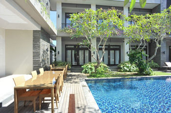 Airy Jimbaran Jepun 1 Sakura Bali Hotel Exterior photo